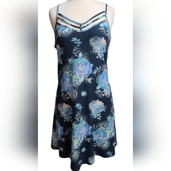 Mudd Dresses & Skirts - NWT Mudd size M blue dress